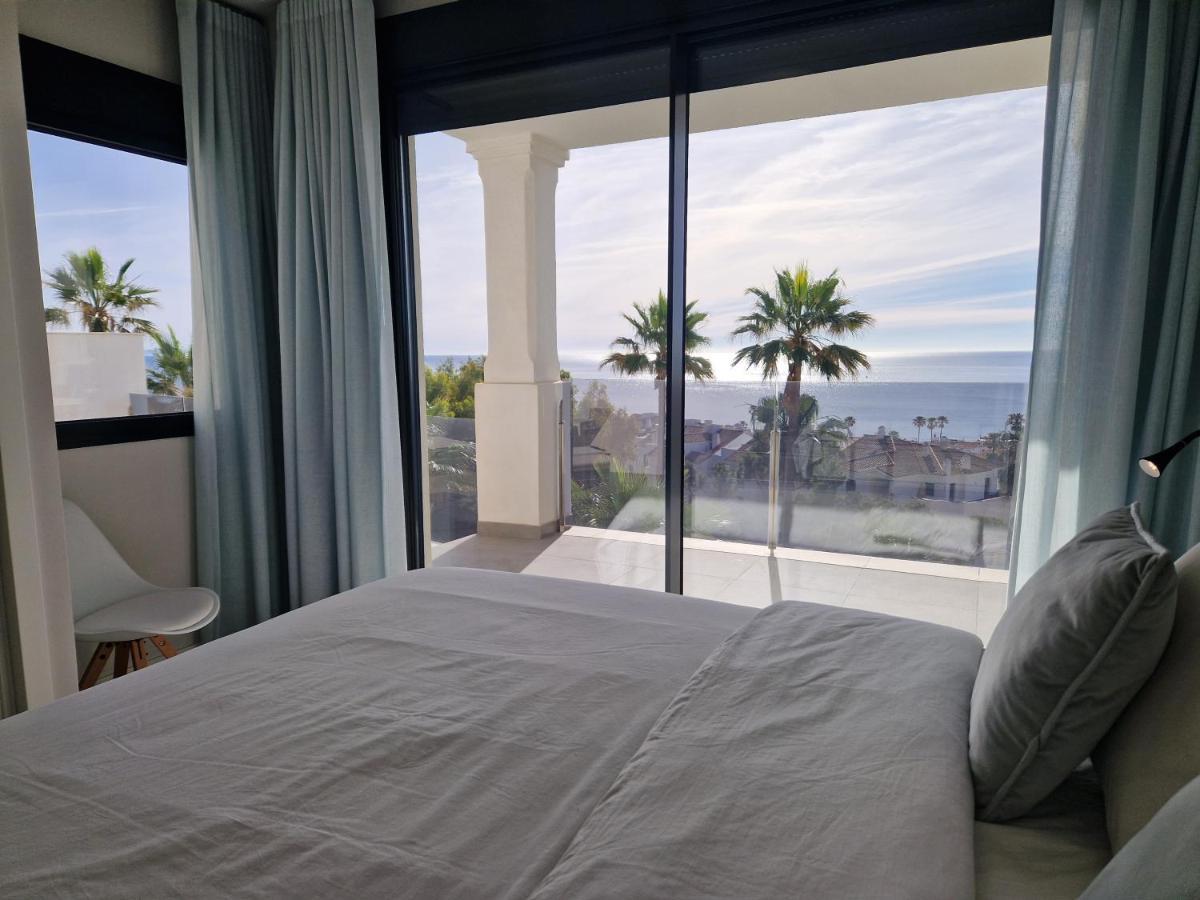 Luxury 2 Bedrooms Apt With Seaview Blue Suite 4104 マニルバ エクステリア 写真