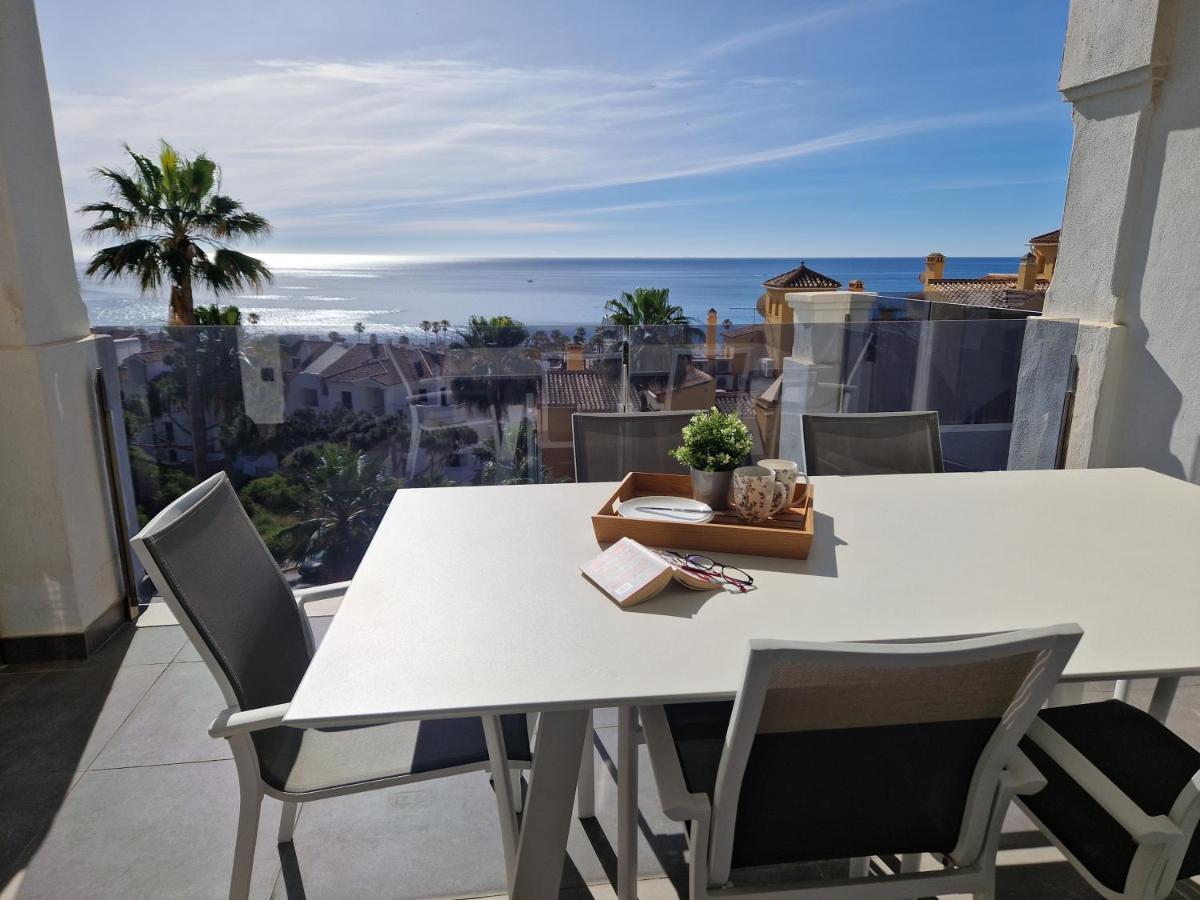 Luxury 2 Bedrooms Apt With Seaview Blue Suite 4104 マニルバ エクステリア 写真