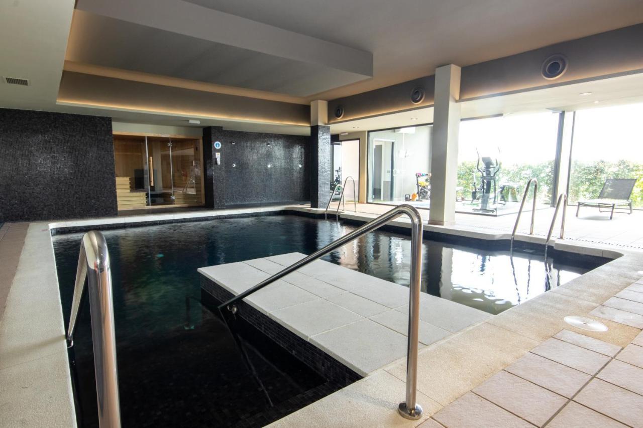 Luxury 2 Bedrooms Apt With Seaview Blue Suite 4104 マニルバ エクステリア 写真
