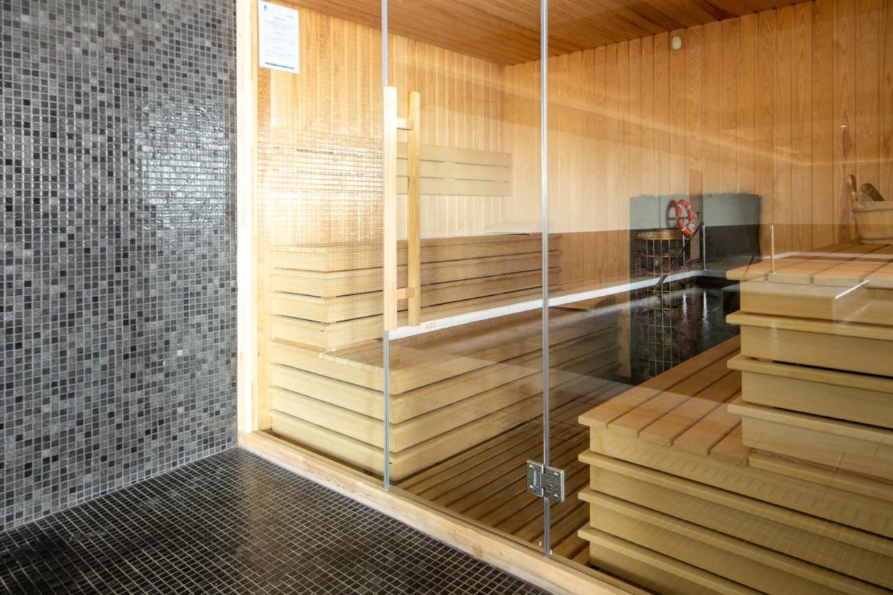 Luxury 2 Bedrooms Apt With Seaview Blue Suite 4104 マニルバ エクステリア 写真