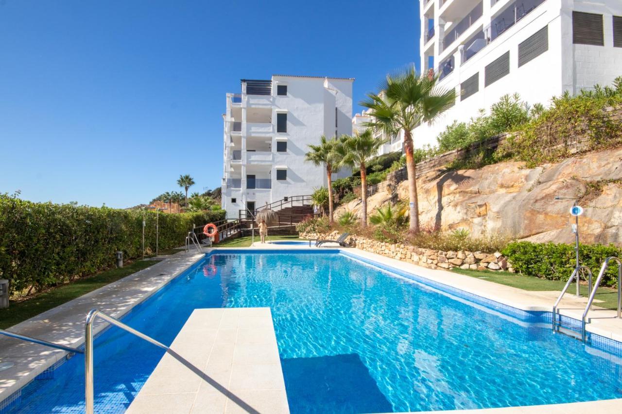Luxury 2 Bedrooms Apt With Seaview Blue Suite 4104 マニルバ エクステリア 写真