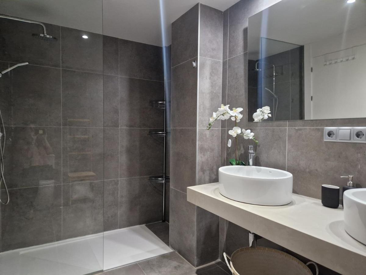Luxury 2 Bedrooms Apt With Seaview Blue Suite 4104 マニルバ エクステリア 写真